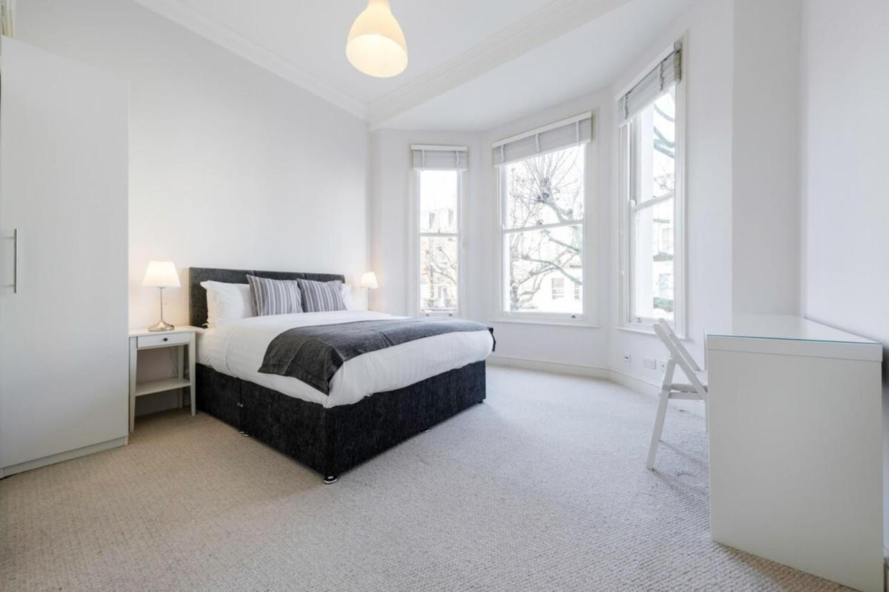 Elegant Earl'S Court 2 Bedroom Flat Just 4 Minutes From Tube London Bagian luar foto